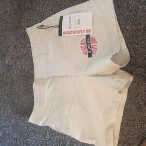 High waist belted utility short